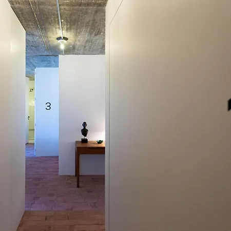 ゲストハウス The Cool Design & Parking - Praca De Espanha 4*