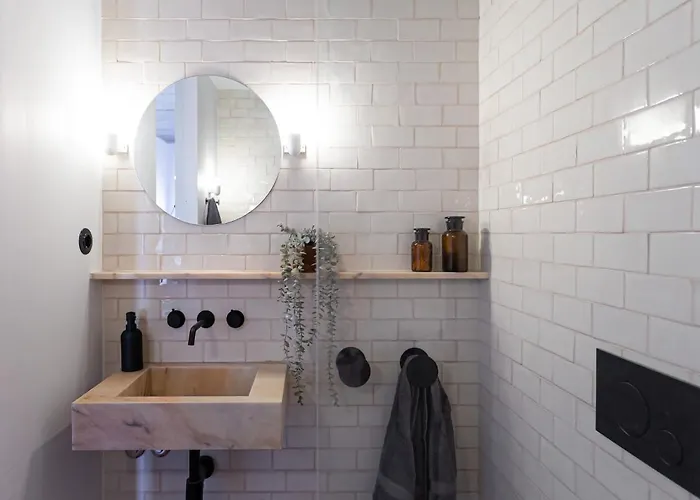 The Cool Design - Parking & Self Check In 招待所 4*