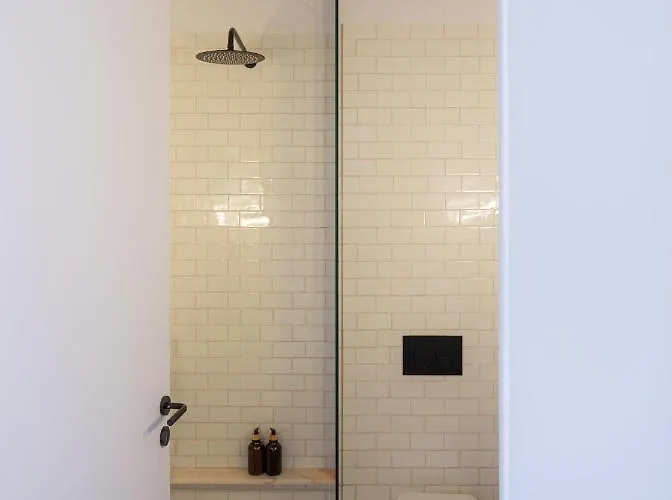 The Cool Design - Parking & Self Check In 招待所 4*