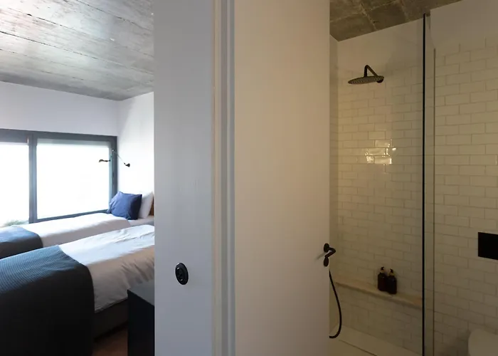 The Cool Design - Parking & Self Check In