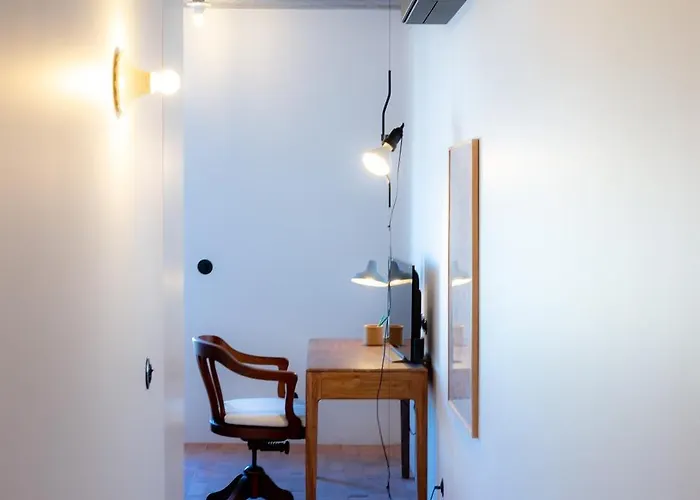 The Cool Design - Parking & Self Check In 招待所