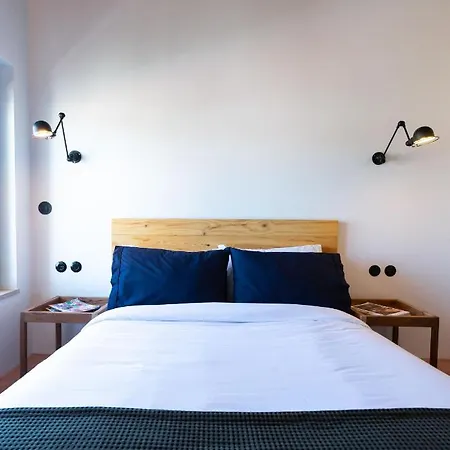 Portuguese Design & Parking - Praca De Espanha Гостевой дом 4*